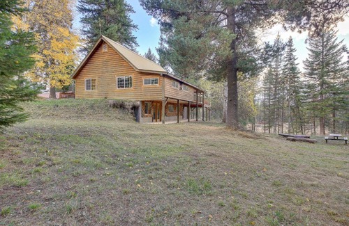 Trout Creek House | The Lodge in Trout Creek Less Than 1 Mile to Reservoir!