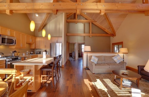 Tolovana Park House | The Lodges A-2 - Beachcomber Vacation Homes