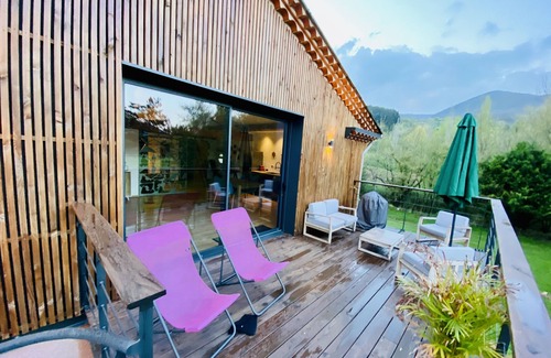 Ceilhes-et-Rocozels Condo | The Loft 🌲 Occitanie ☀️ South of France 🇫🇷