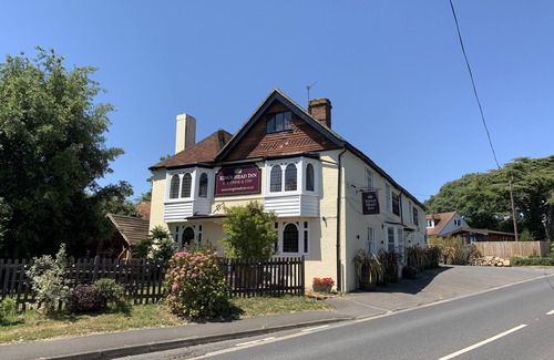Rye Foreign Apartment | The Log Cabin - The Kings Head Rye