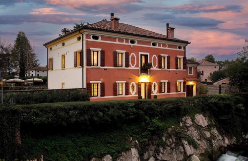 Castelfranco Veneto Apartment | The Loggia | Castelfranco Veneto