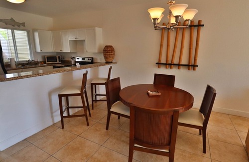 Alice Town Condo | The Lookout -First floor Oceanview Condo Located in Resorts World