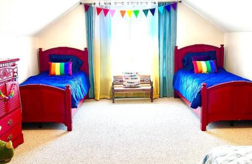 Fairbanks House | The Lucky Duck Fishing Camp