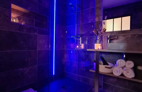 Buhl-Lorraine Bed & Breakfast | The Mélusine suite