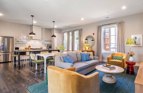 Germantown Apartment | The Magnolia #1 by AvantStay | Minutes to Downtown