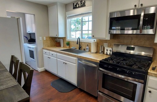 Simi Valley House | The Magnolia House in Simi Valley