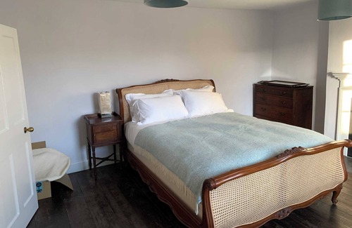 Burton Bradstock House | The Magnolias Burton Bradstock
