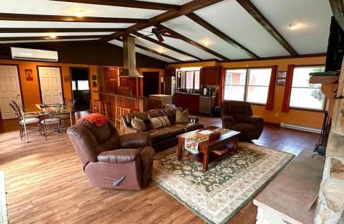 Austinburg House | The Main House at Rustic River