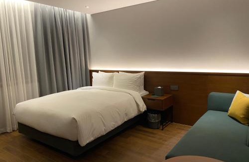 Yeongtong-gu Hotel | The Marevo