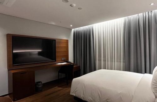 Yeongtong-gu Hotel | The Marevo