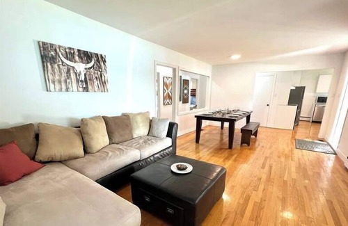 Disraeli House | The Marina and Spa, Waterfront