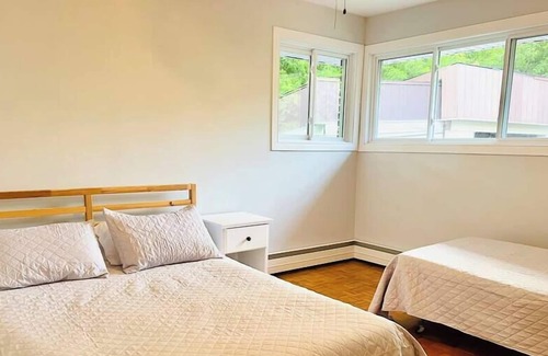 Disraeli House | The Marina and Spa, Waterfront