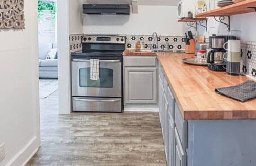 Estate East Street Apartment | The Mary Read - A Pirate’s Serenity