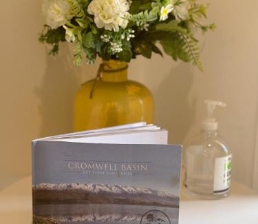 Lowburn Bed & Breakfast | The Mathstone