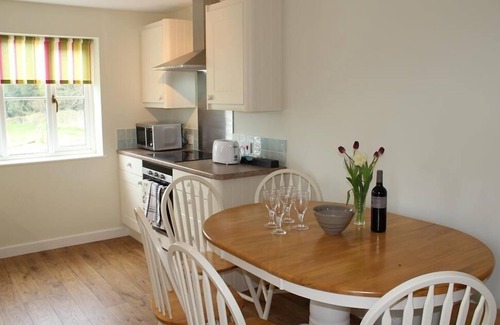 West Knoyle Cottage | THE MILKING PARLOUR, pet friendly, with a garden in Shaftesbury