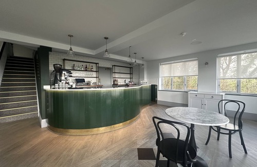 Chittlehamholt Cottage | The Mole Resort that sleeps 8 guests in 4 bedrooms