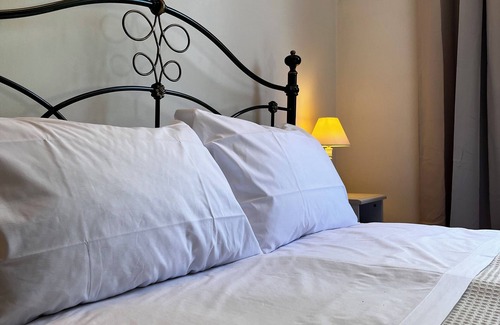 Ponte Buriano House | THE MONNA LISA RESORT