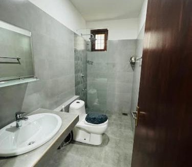 Wattala Ski Chalet | The Motel Express - Colombo Border