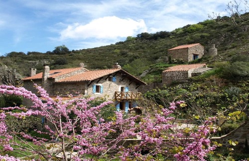 Rieussec Cottage | The Moulin de Trédos, The sheepfold of the Moulin de Trédos