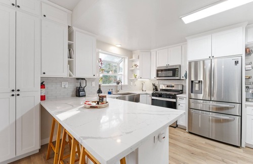 Apple Hill House | The Mountain Ridge Retreat, 3 bedroom home in beautiful Pollock Pines, CA