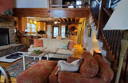 Cleveland Cabin | The Mountains are calling for You and Yours!n