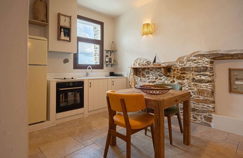 Mirsini House | The Mulberry House Su