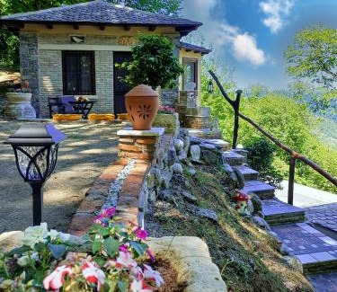 Zagora-Mouresi House | The Mushroom Cottage