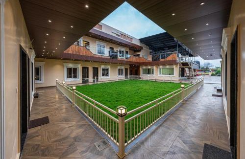 Jagdalpur Hotel | The Nature View Resort & Restaurant