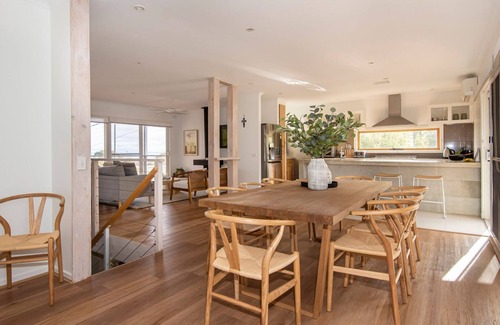McCrae House | The Navigator with heated pool and spa