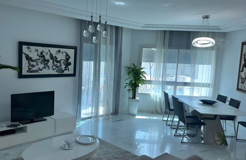 Les Berges Du Lac II Apartment | The New Lakeside Haven