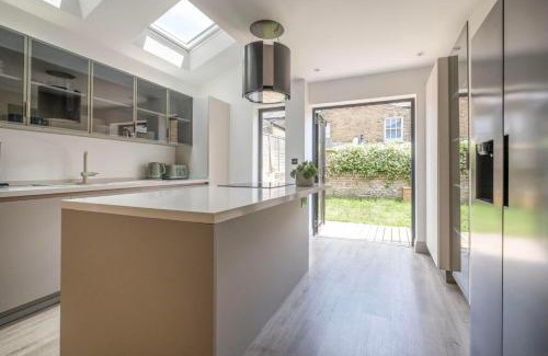 Queen's Park House | The North Kensington House