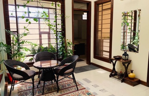 D.H.A. House | The Oak Tree House in DHADefence.2