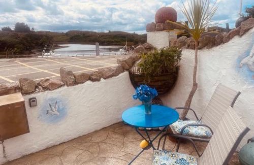 Bunbeg Apartment | The Old Boathouse at Bunbeg Harbour