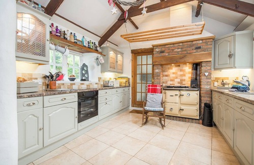 Haverfordwest Cottage | The Old Dairy, Holiday Cottage Near Mathry, Sleeps 8, 4 bedrooms, bathrooms