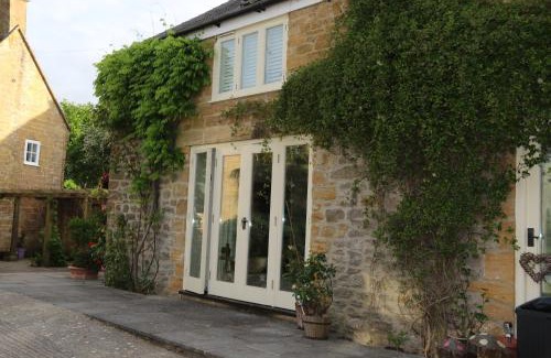 Corscombe House | The Old Milking Parlour at Knapp Farm