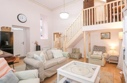 Pentre Halkyn House | The Old Nant-y-Fflint Chapel