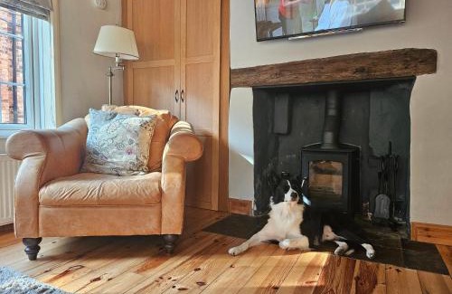 Ollerton House | The Old Ropery at Mill Cottage - Sherwood Forest