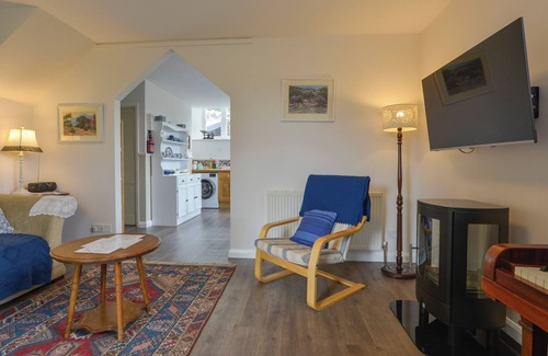 Lustleigh Cottage | THE OLD SCHOOL HOUSE, pet friendly, with a garden in Lustleigh