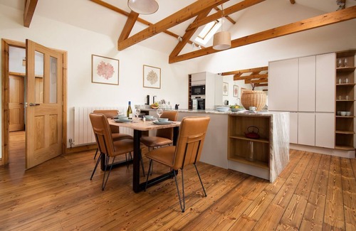 Edlingham Cottage | The Old School - sleeps 4 guests in 2 bedrooms
