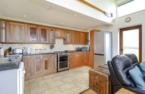 Ventnor Cottage | The Old Signal House - a cottage that sleeps 9 guests in 4 bedrooms