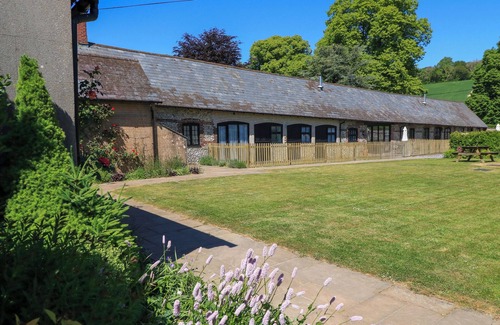Blandford Forum Cottage | THE OLD STABLES, pet friendly in Winterborne Stickland