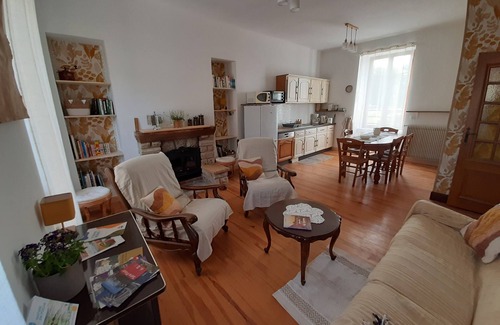 Ruynes-en-Margeride House | The old village school welcomes you to the heart of the beautiful Margeride.