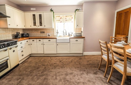 Ironbridge Cottage | THE OLDE DRILL HOUSE, pet friendly in Ironbridge
