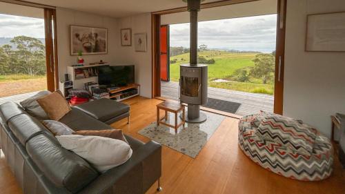 Premaydena House | The Orange House