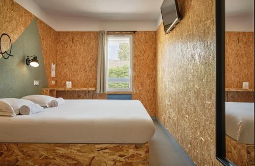 Seclin Hotel | The Originals Access, Hôtel Moustache, Seclin