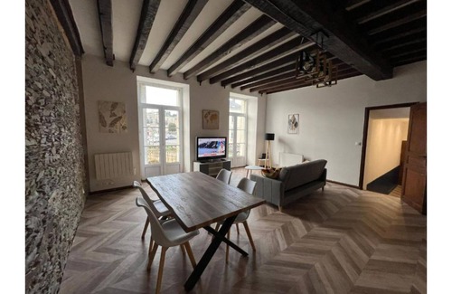 Segre Apartment | The Oudon cottage