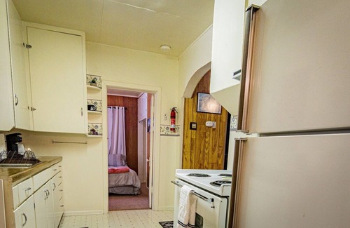 Kellogg House | The Outback: A Silver Mountain Bungalow w/Hot Tub, Pet Friendly