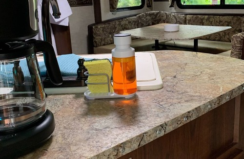 Hamlin House | The Outback Guest Camper