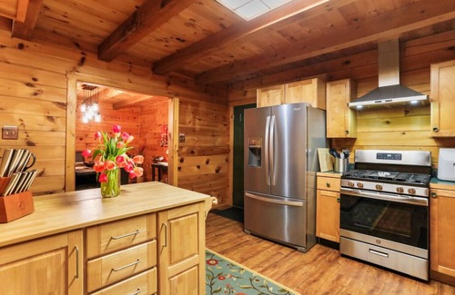 Front Royal Cabin | The Overlook- Shenandoah National Park