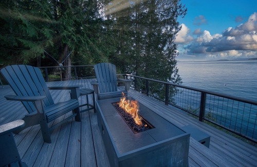 Friday Harbor House | The Paddle Shack: Oceanfront deck with multiple levels. Hot Tub! Amazing views!